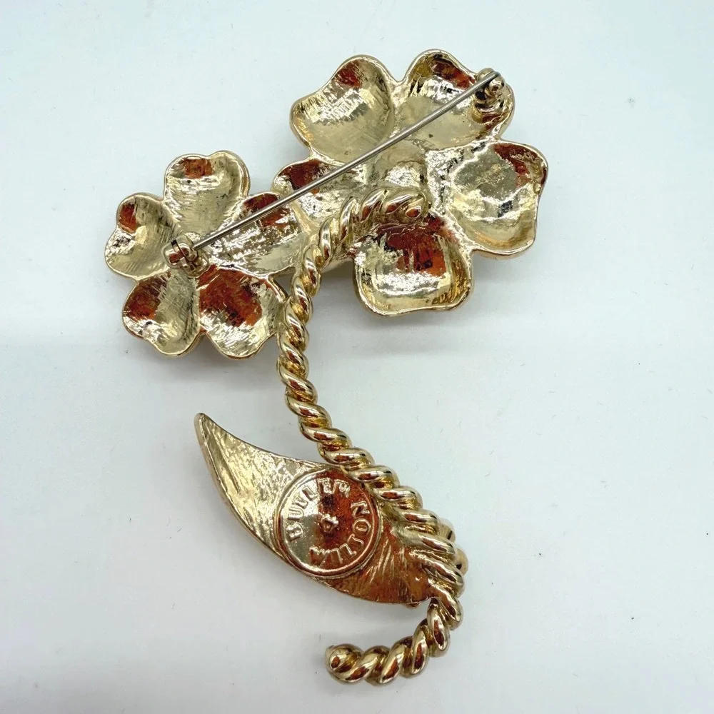Butler & Wilson‎ Gold Floral Brooch Faux Pearl Cluster Statement Designer Pin